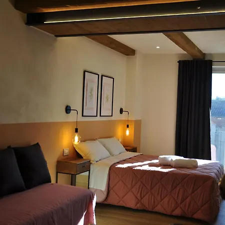 Avie Honey & Breakfast