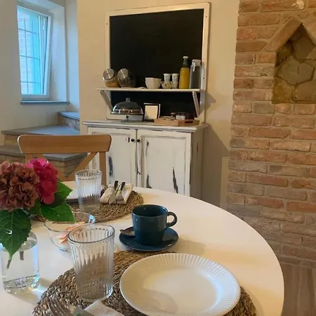 Avie Honey & Breakfast 3* La Morra