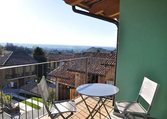 Avie Honey & Breakfast La Morra